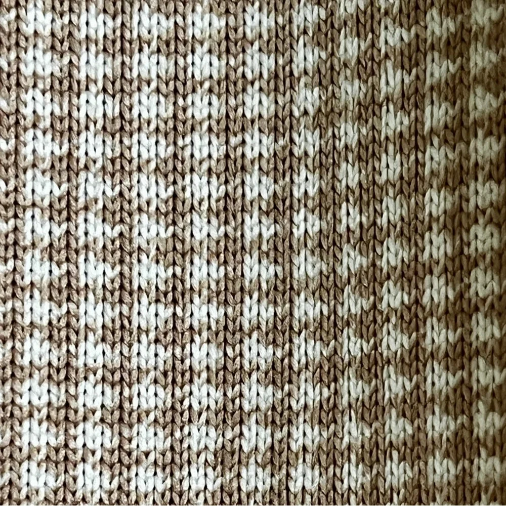 EUC J.Crew Houndstooth Funnel Neck Sweater Beige Cream Pullover Cozy Size S - Picture 8 of 14